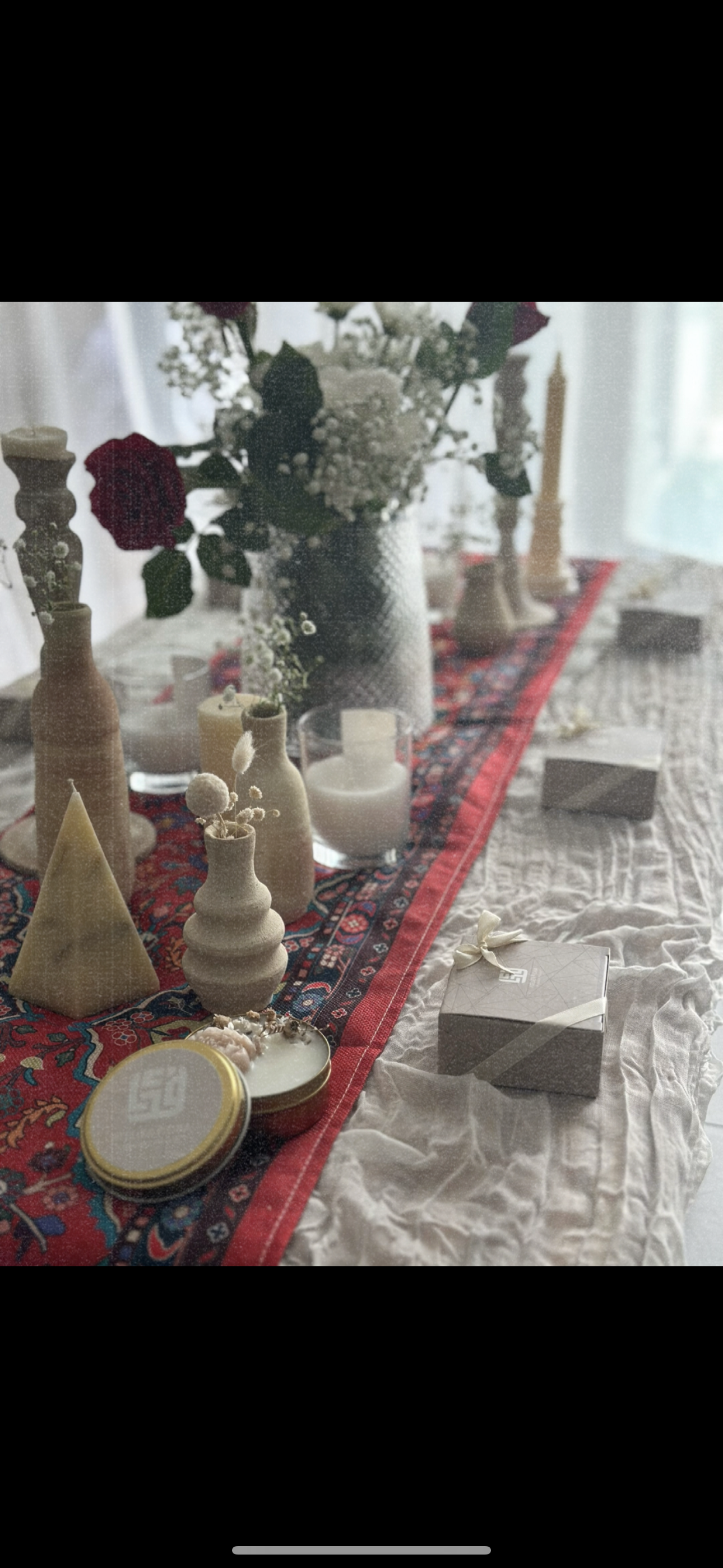 علبة توزيعات مع شمعه